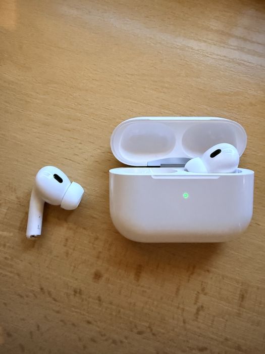 Apple AirPods Pro (ТЕСТ И ПРЕГЛЕД)