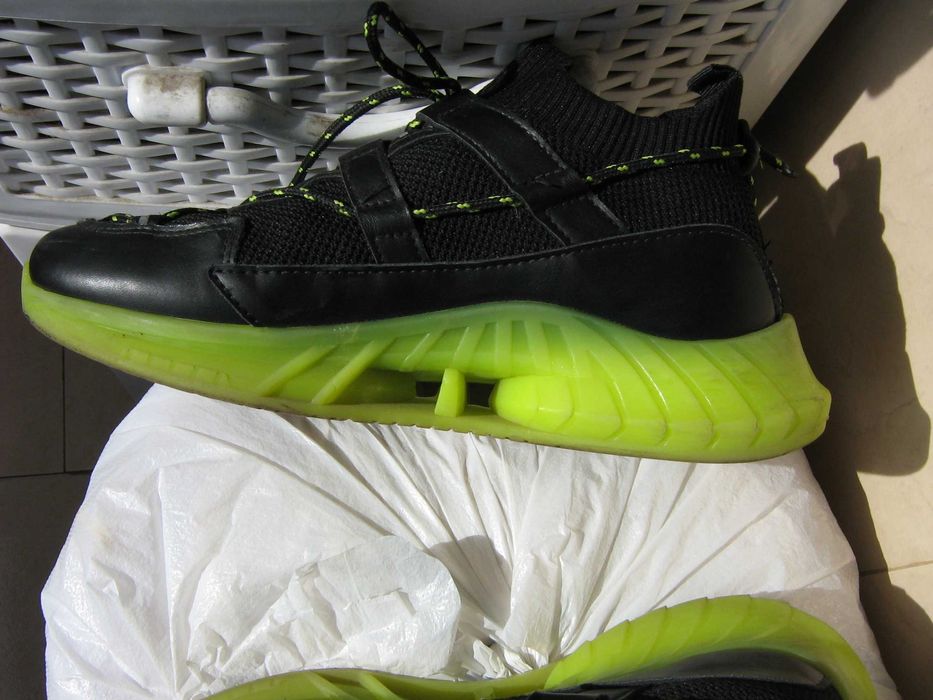 pantofi 41,sandale 41 NOI si adidasi,39 si 36,5