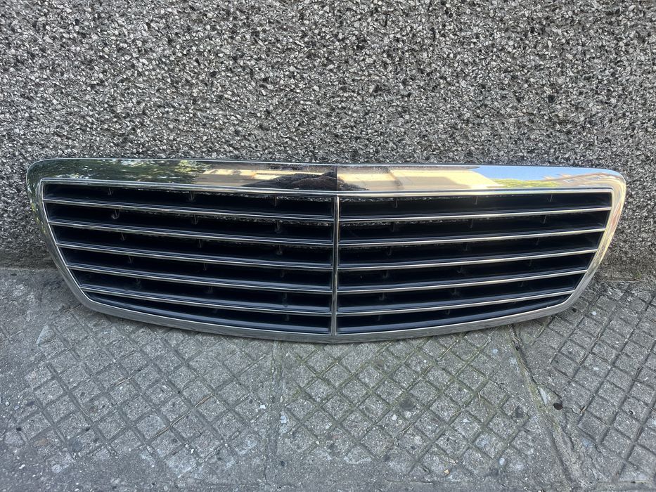 Решетка Mercedes W211 2003-2006