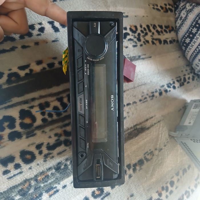 Casetofon Cu tot cu fire