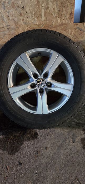 VW T5 Джанти със летни гуми 215/65/16C 6,5J ET40 5x120 цо64 ДОТ 0915