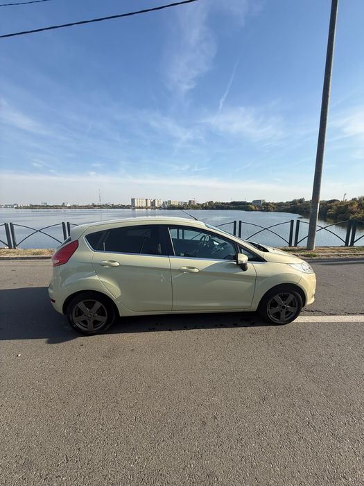 Ford Fiesta 2009 1.4 benzina