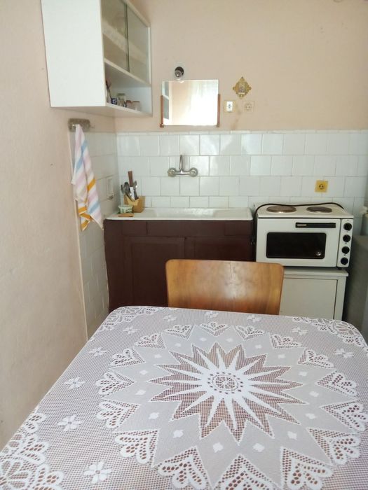 Продавам тухлена къща в село Ваксево област Кюстендил