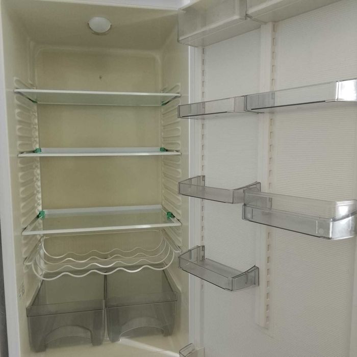 Продам холодильник б/у