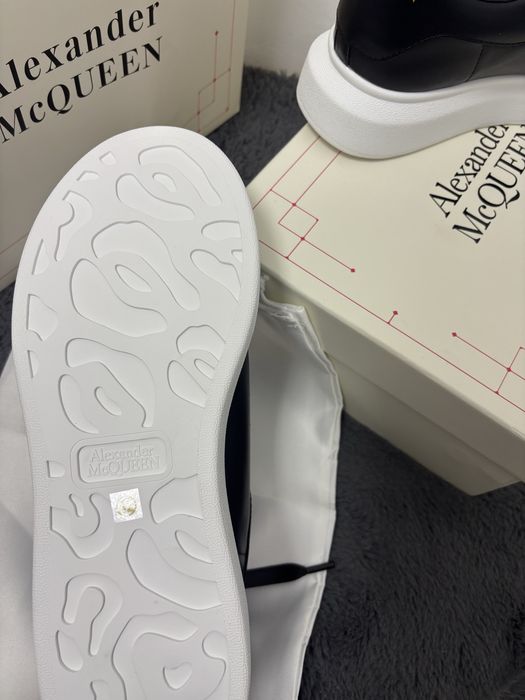 Adidasi Alexander Mcqueen