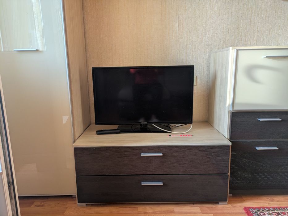 Продам ТВ Самсунг 23 тыс