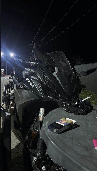 Vand Honda cbr 500 r            A2