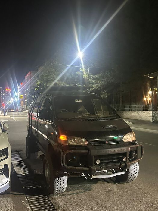 Mitsubishi Delica
