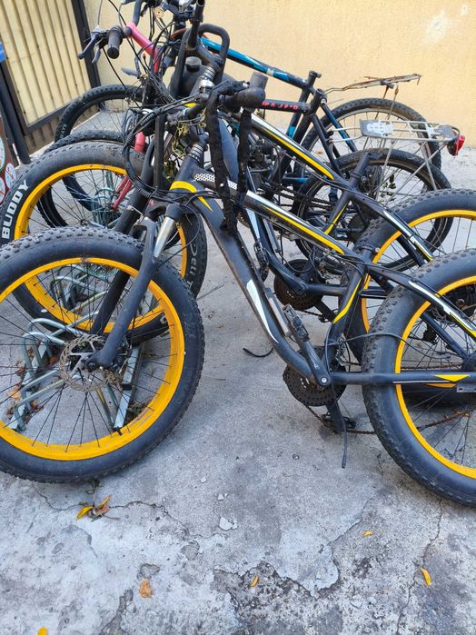 Biciclete de vanzare