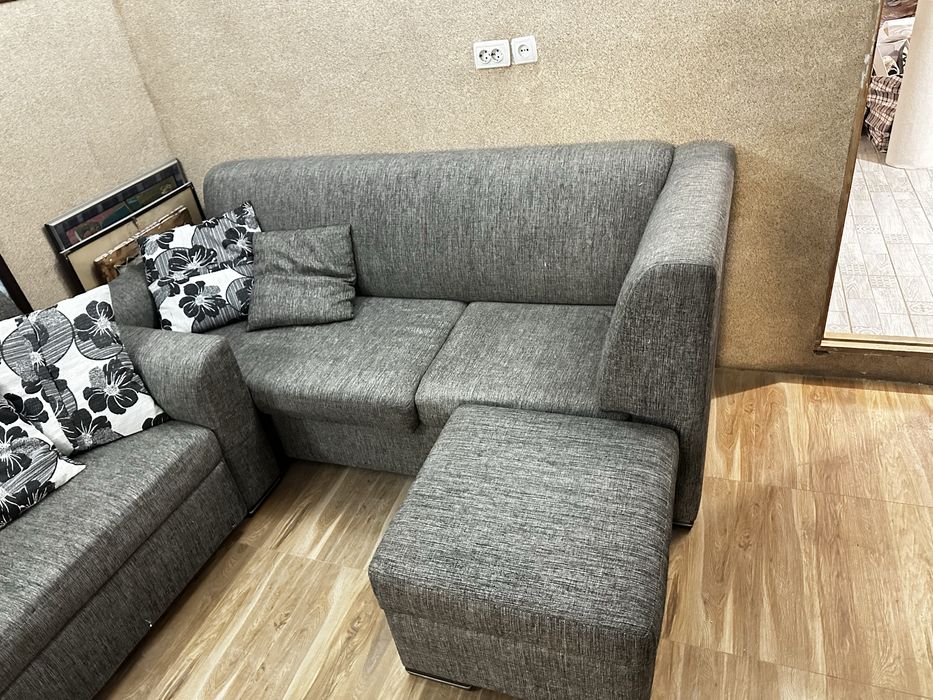 Диван угловой