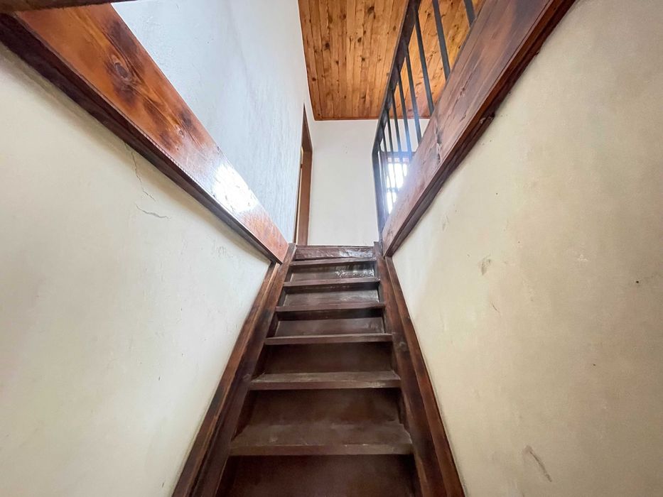 Продава се къща - с.Гарван