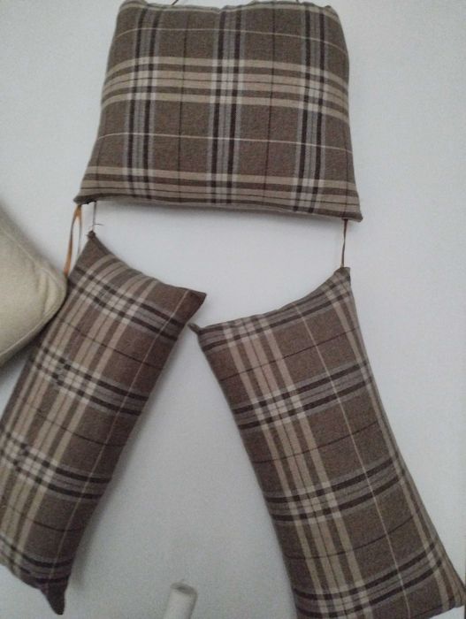 Декоративные разные подушки