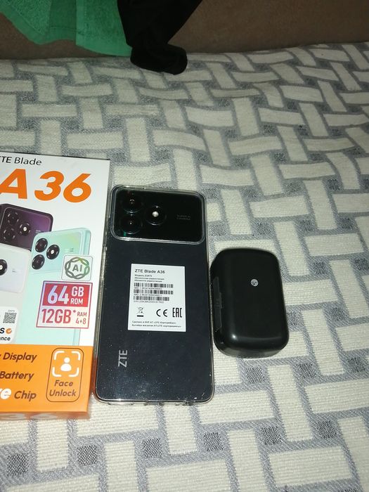 ZTE 36 айр потс хороший телефон новый