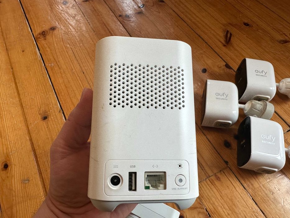 Система за видео наблюдение с Eufy HomeBase 2 и EufyCam2C