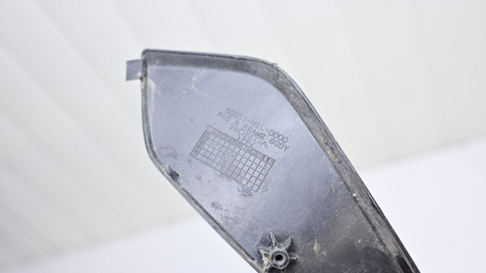 Carena Trim Stanga Dreapta Rezervor Benzina Honda CBR 1000RR 2004 -