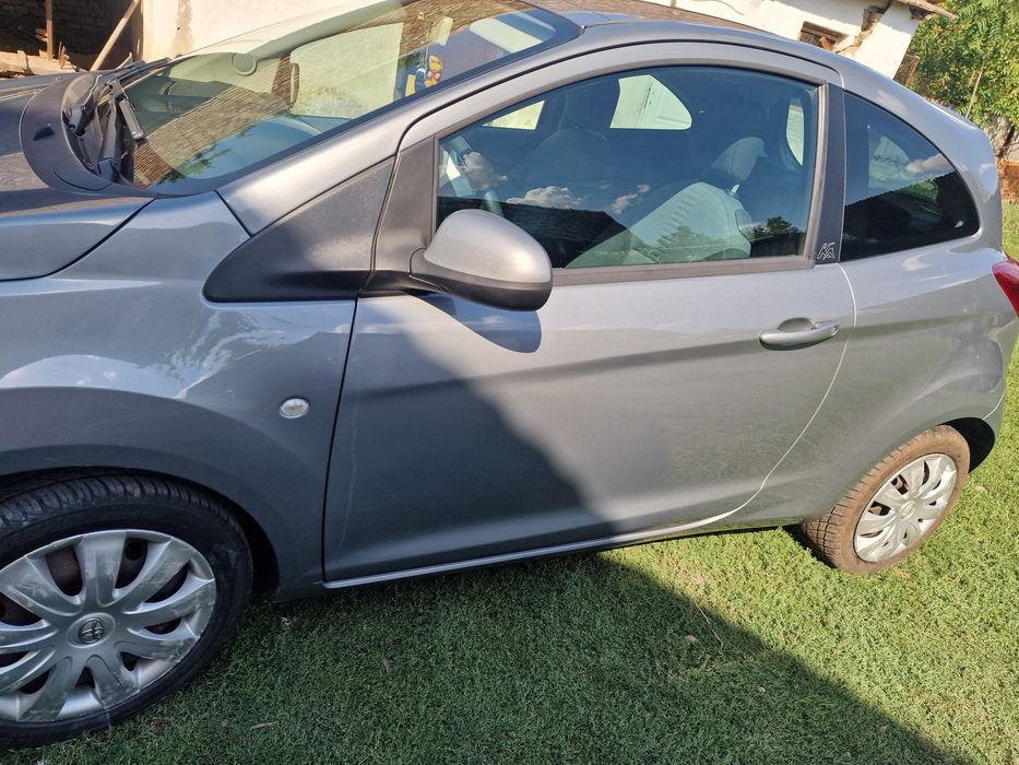 Vind Ford Ka. An 2012 Benzină  1242.