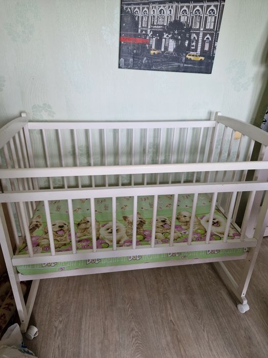 Продам кроватку детскую