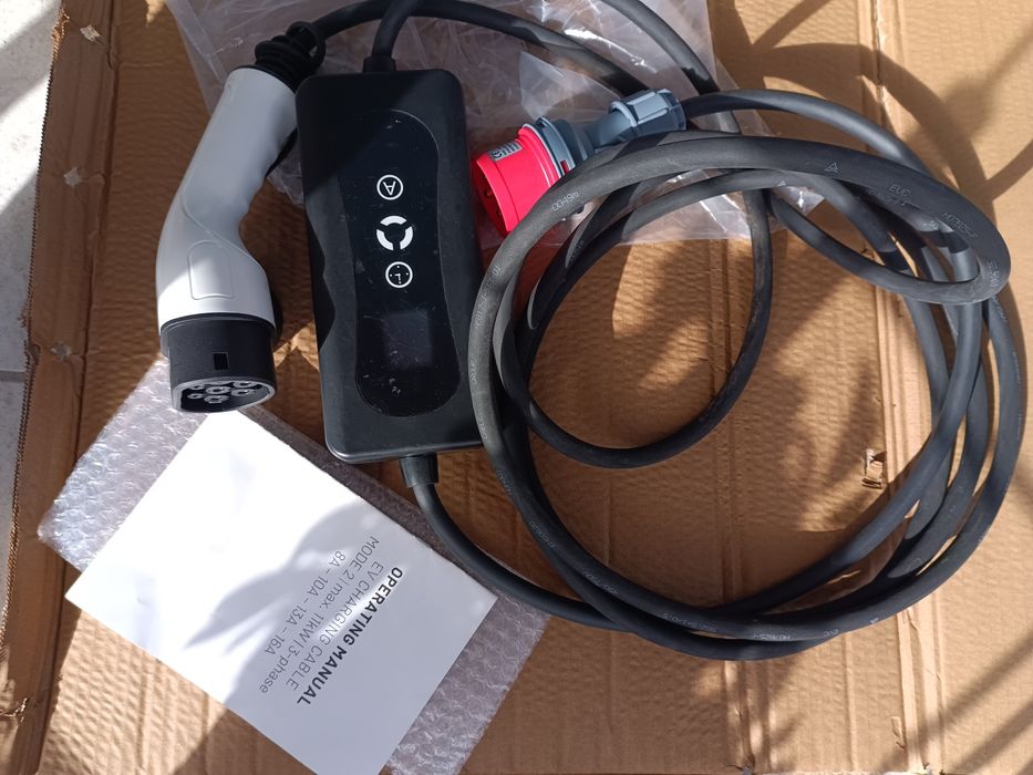 Încărcător auto EV typ 2 , 3KW automat și programabil 220V