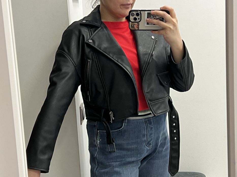 Продам куртку размер с