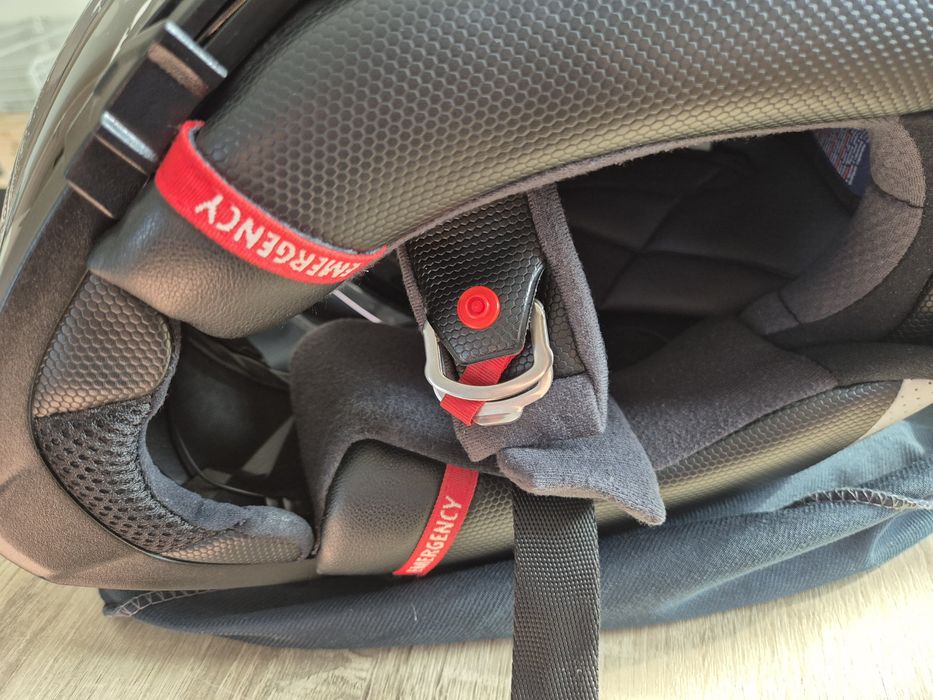 HJC RPHA 70 каска + Cardo Packtalk Slim JBL интерком – като нова