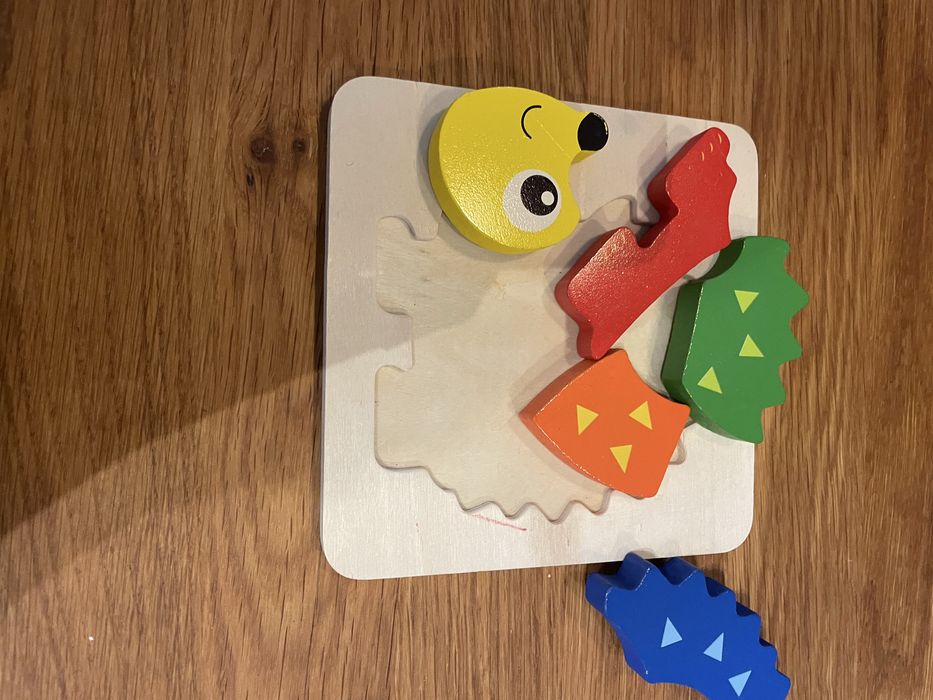 Puzzle-uri jucarii din lemn