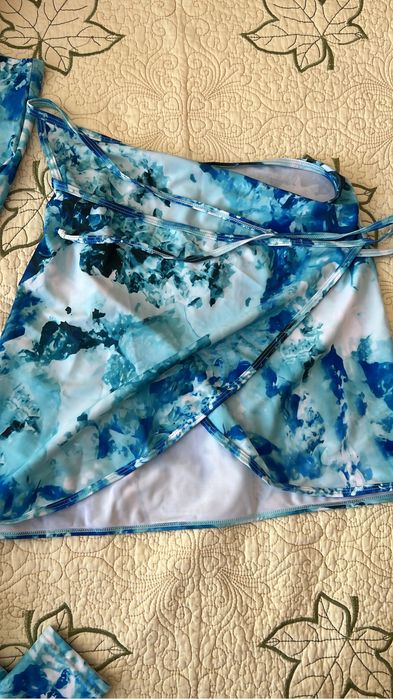 Закрытый купальник