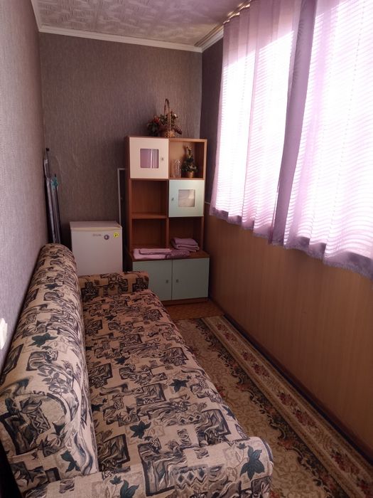 Сдаю посуточно 1кв  мкр 9 дом 14