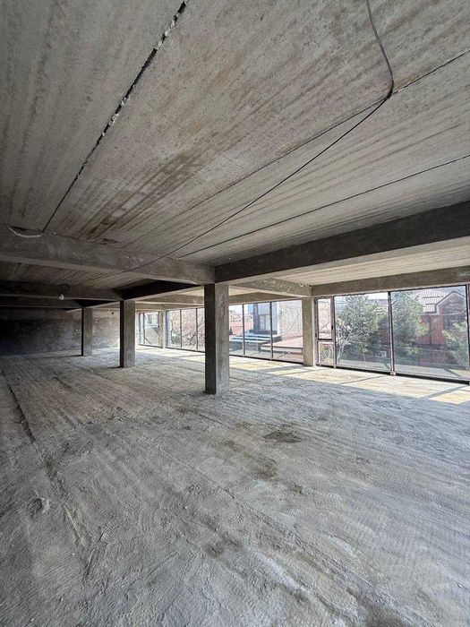 Сдаётся Здание 1260м2 Яккасарайский район Ракат махалля (N119)