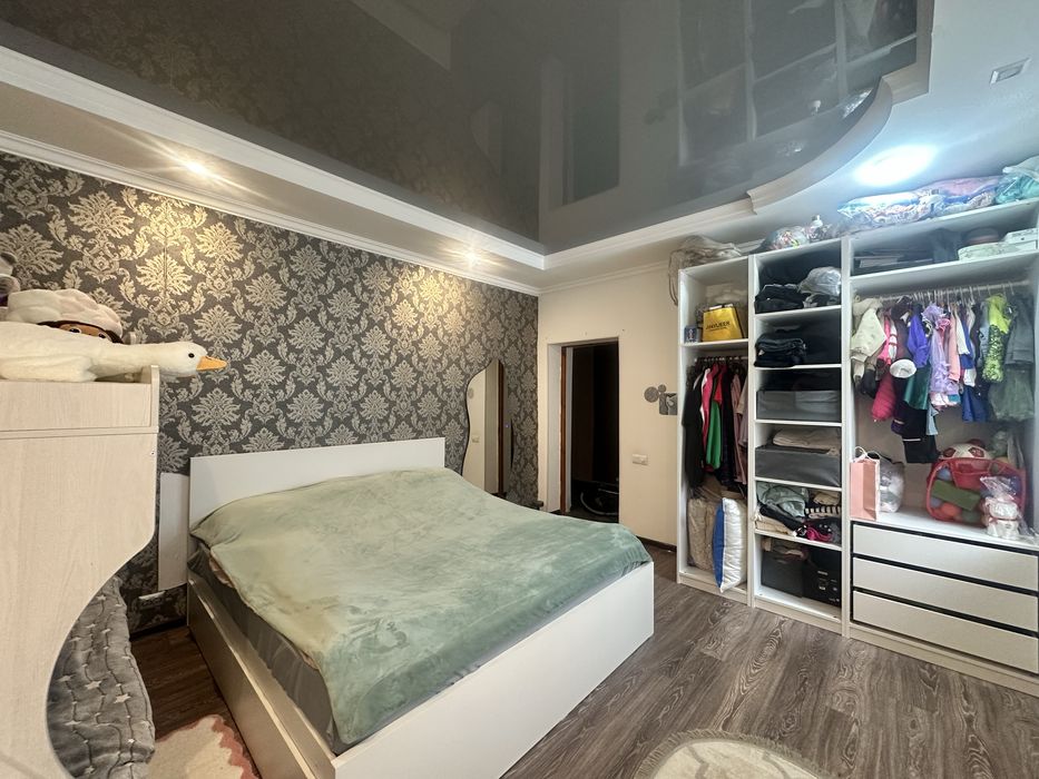 Продается 2х комнатная квартира