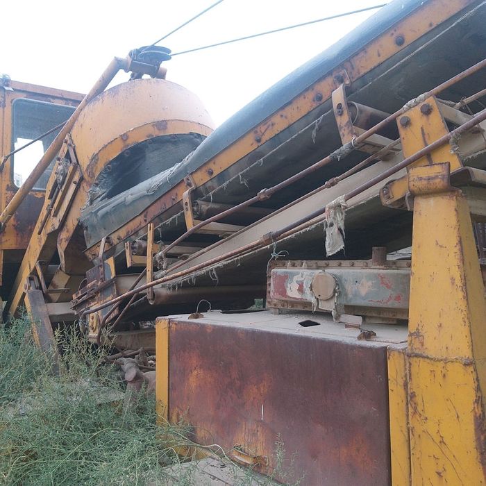 Погрузчик сотилади.