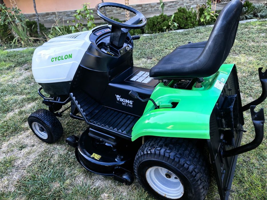 VIKING CYCLON MT 740 Тракторна косачка Трактор 15,5 к.с.
