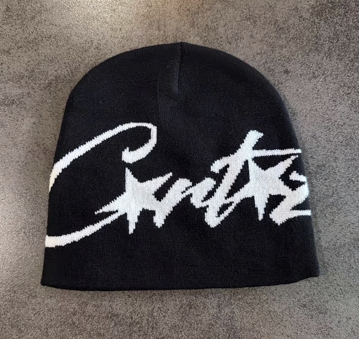 Трендовые шапки corteiz