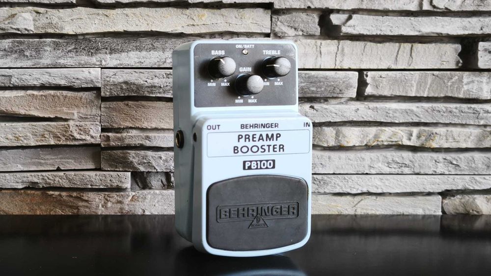 Pedala chitara Behringer PB100 Preamp Booster - GARANTIE!