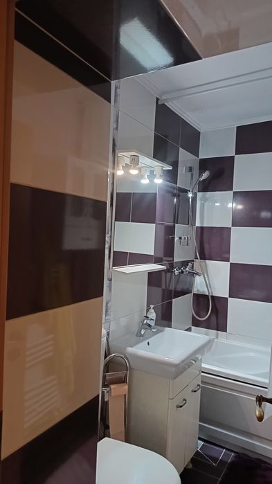 Vand apartament 2 camere Medias