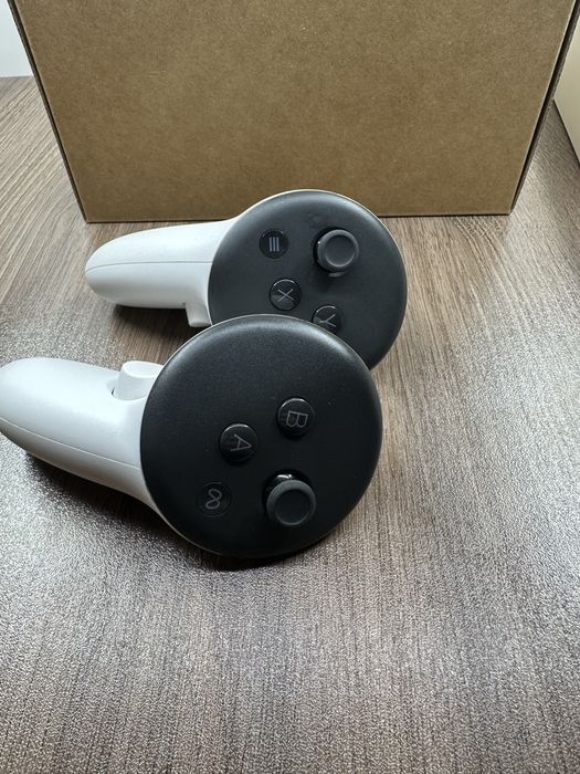 Meta Quest 3 VR 512gb  очила – работят отлично, с кутия