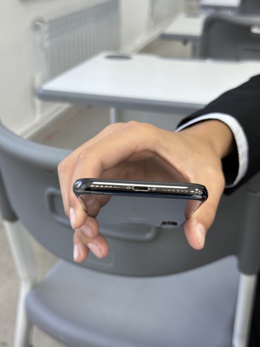Продам IPhone X 256 GB