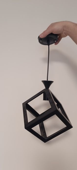 Lustra / pendul din metal pentru tavan