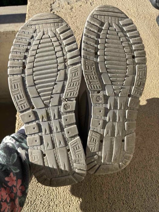 Мъжки маратонки 40 номер