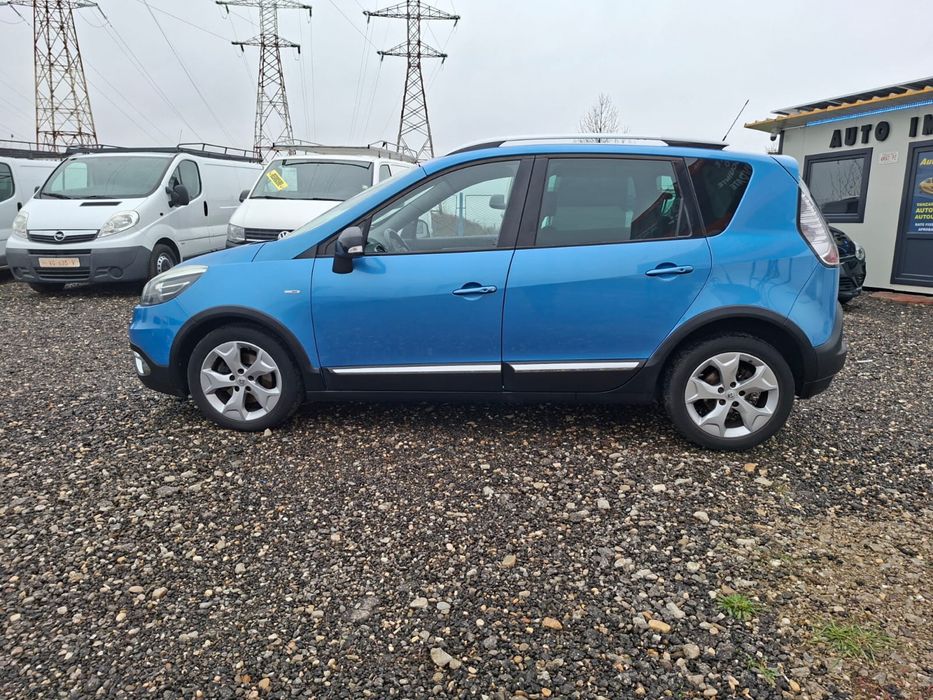 Renault Scenic XMod , accept schimburi !