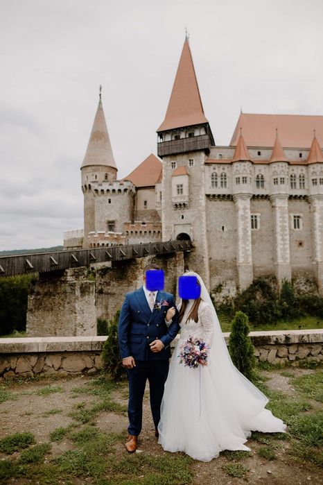 Costum mire deosebit