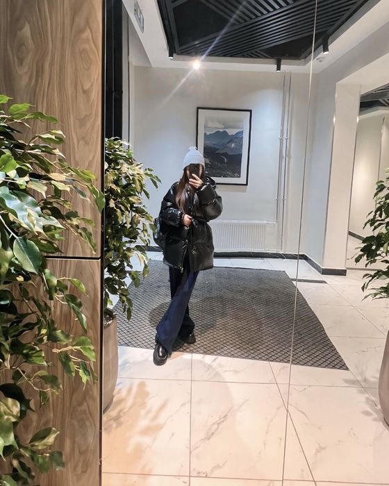 куртка продается зимняя