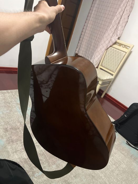 Yamaha гитара в новом состоянии