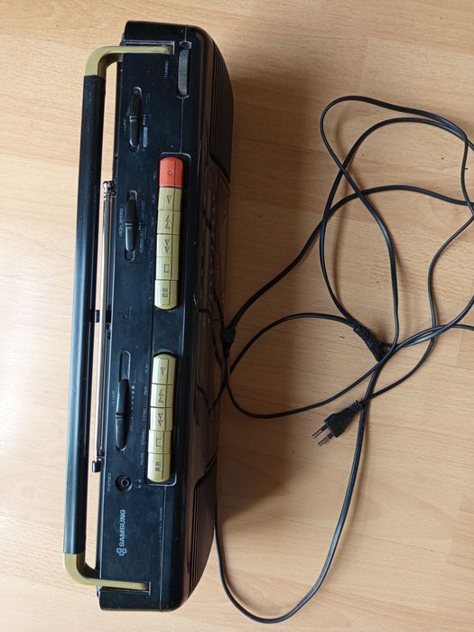 Продавам SAMSUNG W-250H