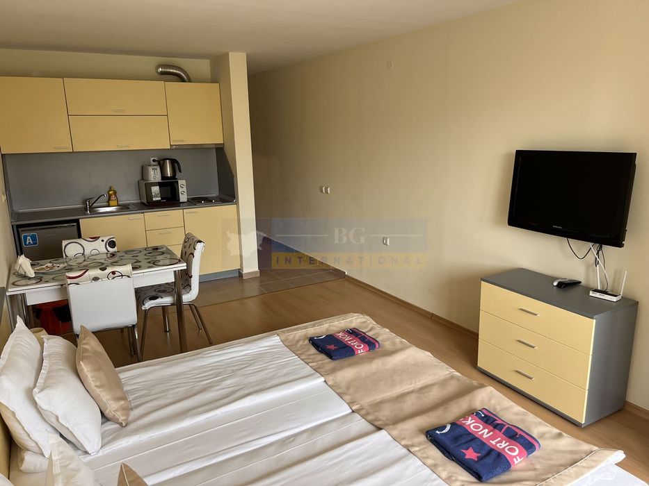 Продава се Едностаен апартамент в Свети Влас - 40 кв.м за 1672 €/кв.м - Снимка #9