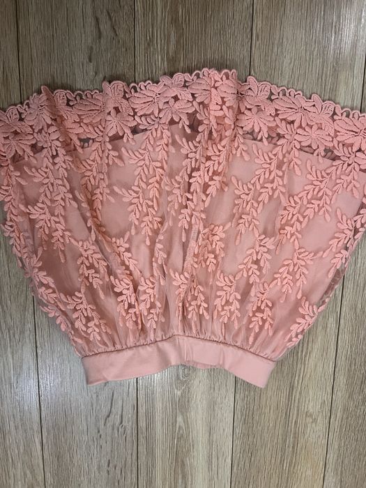 Кокетна рокличка и много сладка поличка за момиченце.