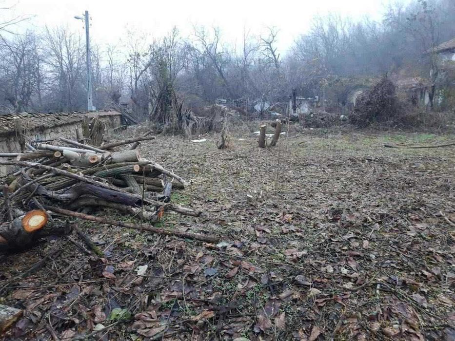 Къща в село Емен, община Велико Търново