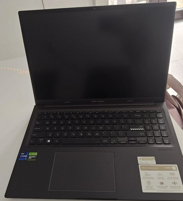 Vand laptop Asus VivoBook i9