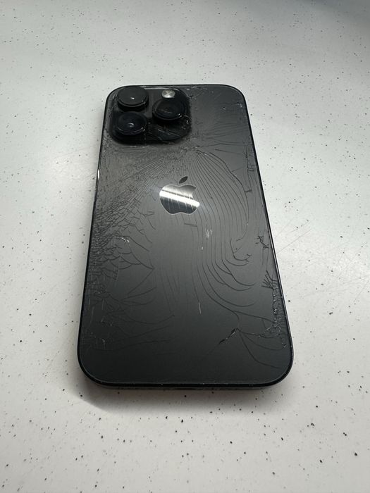 Продам iphone 13 pro 256gb