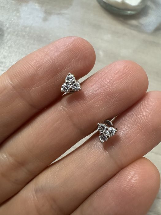 Пусеты с бриллиантами