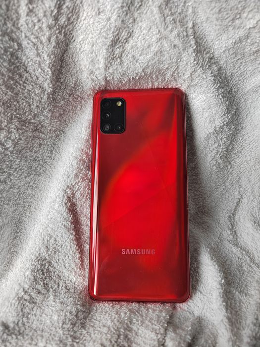 Самсунг телефон А31